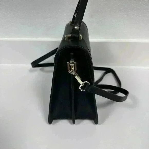 New ROBERTA ROSSI Genuine Leather Flap Satchel/Crossbody Bag Black Made In Italy - Picture 8 of 16